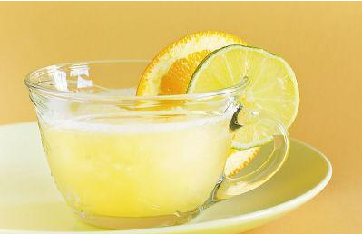 喝热柠檬水祛痘的日常方法