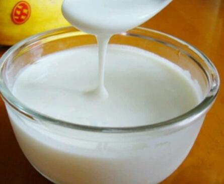 酸奶祛痘小方法